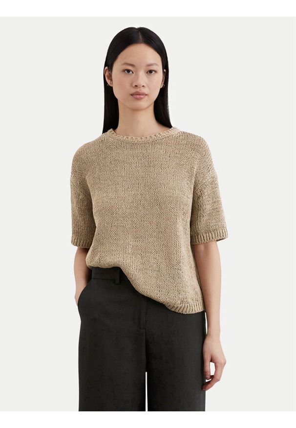 Marc O'Polo Sweter M03 5136 62059 Beżowy Relaxed Fit. Typ kołnierza: polo. Kolor: beżowy. Materiał: bawełna, syntetyk