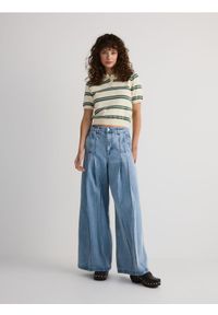 Reserved - Jeansy wide leg z haftem - niebieski. Kolor: niebieski. Wzór: haft