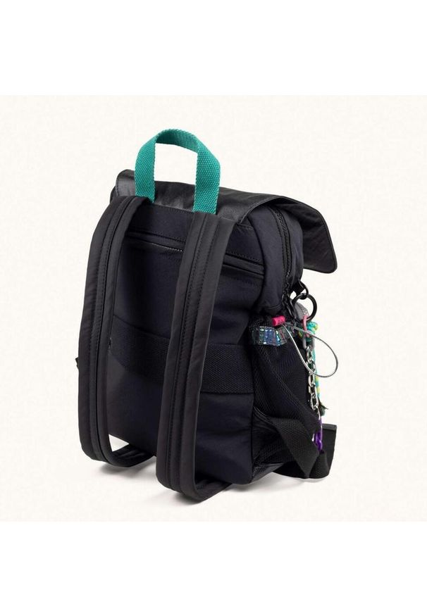 Munich - MUNICH DEEP RECYCLED FW25 BACKPACK Czarny. Kolor: czarny. Materiał: syntetyk, tkanina