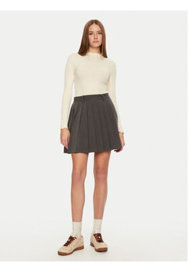 JDY Bluzka Fransiska 15228065 Écru Slim Fit. Materiał: wiskoza