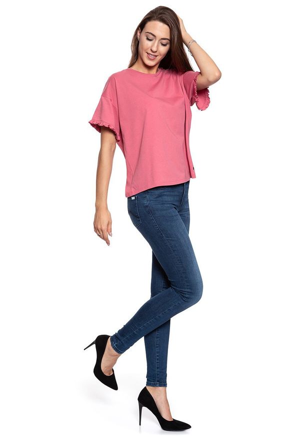 Mustang - MUSTANG T SHIRT DAMSKI Alina C Ruffle 1009446 8271. Typ kołnierza: kołnierz z falbankami