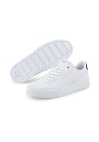 Buty do chodzenia damskie Puma Skye Clean. Zapięcie: sznurówki. Kolor: biały, szary, wielokolorowy. Materiał: guma, materiał, syntetyk. Szerokość cholewki: normalna. Sport: turystyka piesza