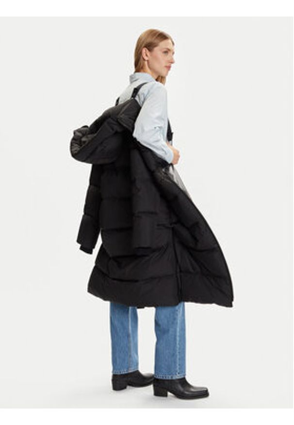 Marc O'Polo Kurtka puchowa 509 0874 71081 Czarny Regular Fit. Typ kołnierza: polo. Kolor: czarny. Materiał: syntetyk