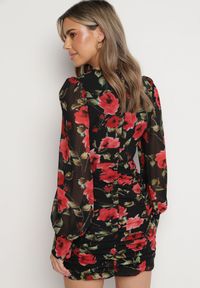 Born2be - Czarna Sukienka Dopasowana z Marszczeniem Kassissa. Okazja: na co dzień. Kolor: czarny. Materiał: jeans. Typ sukienki: proste. Styl: casual, elegancki #5