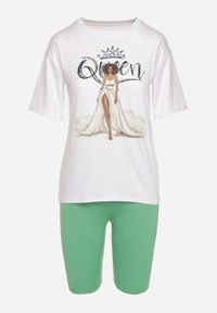 Born2be - Zielono-Biały Komplet T-shirt z Nadrukiem i Kolarki z Wysokim Stanem Jannesca. Kolor: zielony. Materiał: tkanina. Wzór: nadruk #3