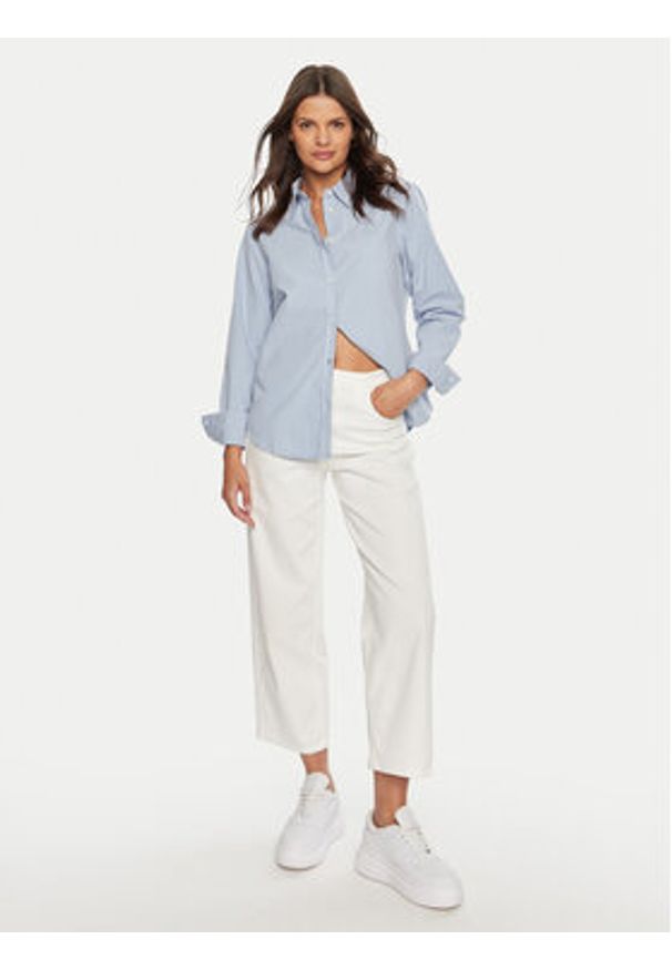 Guess Jeans Koszula W4YH68 WGCF1 Niebieski Regular Fit. Kolor: niebieski. Materiał: bawełna