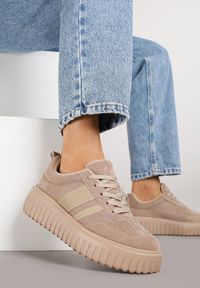 Born2be - Beżowe Sneakersy na Grubej Podeszwie z Tłoczeniem Rilunessa. Okazja: na co dzień. Kolor: beżowy. Materiał: jeans