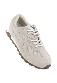 Skórzane półbuty damskie zamszowe beżowe Vinceza 86426. Okazja: na co dzień. Kolor: beżowy. Materiał: skóra. Styl: casual, sportowy #1