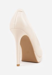 Born2be - Jasnobeżowe Klasyczne Szpilki Vices z Wkładką ze Skóry Naturalnej Amarisse. Okazja: na spotkanie biznesowe, do pracy. Kolor: beżowy. Materiał: skóra. Obcas: na szpilce. Styl: klasyczny #5