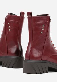 Renee - Bordowe Rockowe Botki Workery Zdobione Nitami Eratila. Okazja: na imprezę, na co dzień. Kolor: czerwony. Materiał: skóra, jeans. Szerokość cholewki: normalna. Wzór: aplikacja. Styl: rockowy #6