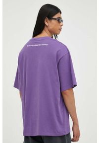 Won Hundred t-shirt kolor fioletowy z nadrukiem. Kolor: fioletowy. Materiał: bawełna, dzianina, prążkowany. Wzór: nadruk #4