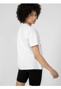 outhorn - T-shirt z nadrukiem damski - biały. Okazja: na co dzień. Kolor: biały. Materiał: bawełna, dzianina. Wzór: nadruk. Styl: casual #6