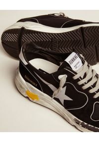 GOLDEN GOOSE - Czarne sneakersy Running Sole. Kolor: czarny. Materiał: materiał, guma. Wzór: aplikacja. Sport: bieganie #8