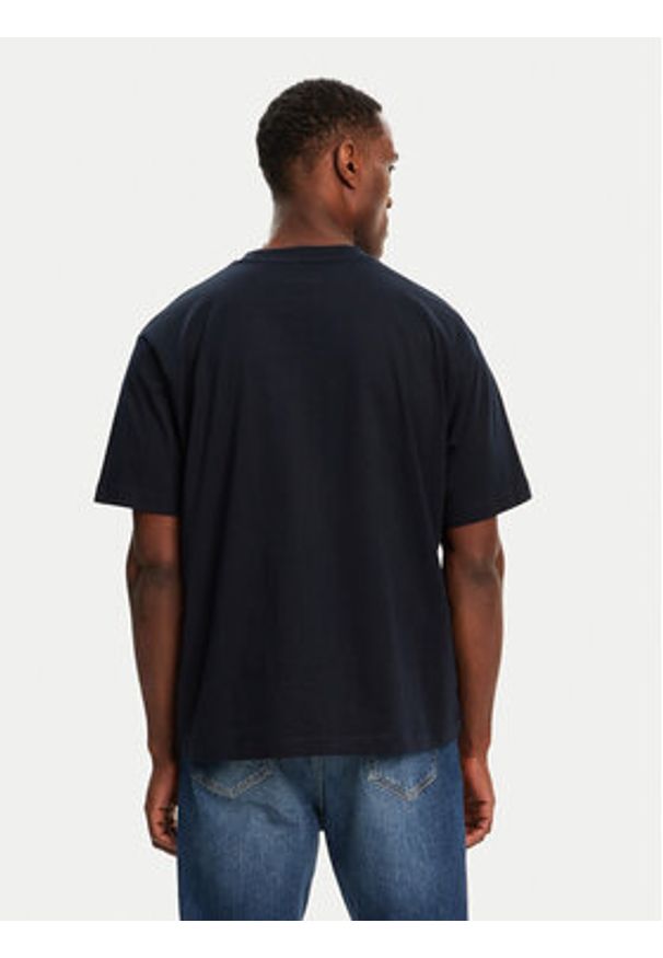 Guess Jeans T-Shirt M4YI46 K8FQ4 Granatowy Regular Fit. Kolor: niebieski. Materiał: bawełna