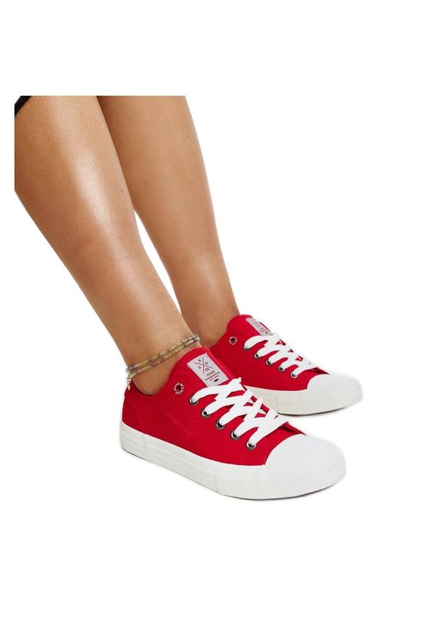 Czerwone damskie trampki Cross Jeans. Nosek buta: okrągły. Kolor: czerwony. Materiał: guma. Styl: elegancki