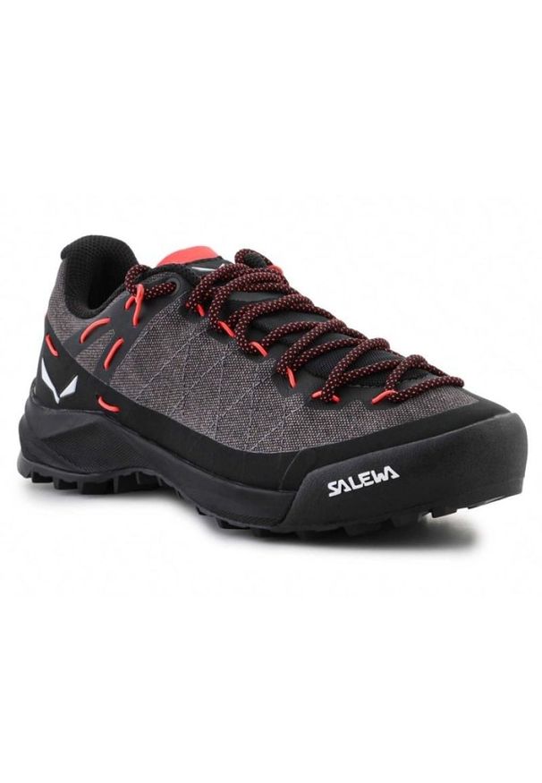 Buty Salewa Wildfire Canvas 61407-0876 czarne. Kolor: czarny. Materiał: bawełna, włókno, nylon. Szerokość cholewki: normalna. Sezon: lato. Styl: wakacyjny