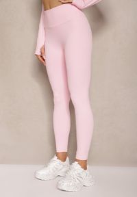 Renee - Jasnoróżowy Komplet Sportowy Legginsy i Bluza z Wycięciem na Kciuk Redarose. Kolor: różowy #3