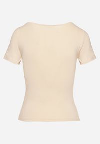 Born2be - Jasnobeżowy T-shirt z Wiskozą o Dopasowanym Kroju z Dekoltem w Serek Folarisse. Typ kołnierza: dekolt w serek. Kolor: beżowy. Materiał: wiskoza