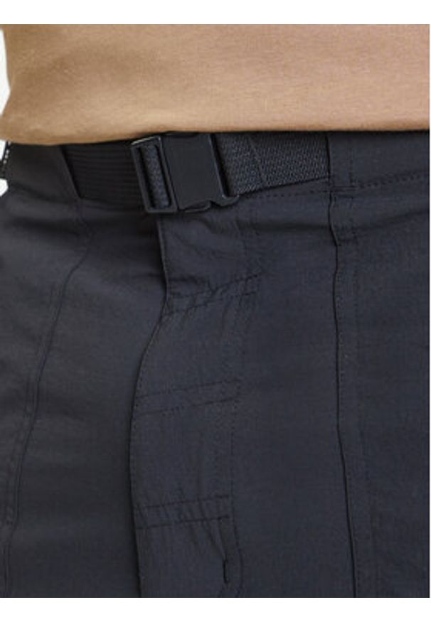 Adidas - adidas Szorty materiałowe Premium Essentials Utility Cargo JD2107 Czarny Loose Fit. Kolor: czarny. Materiał: syntetyk