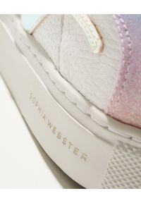 SOPHIA WEBSTER - Tenisówki Swalk z tęczową aplikacją. Nosek buta: okrągły. Zapięcie: sznurówki. Kolor: biały. Materiał: guma. Szerokość cholewki: normalna. Wzór: aplikacja. Styl: klasyczny #6