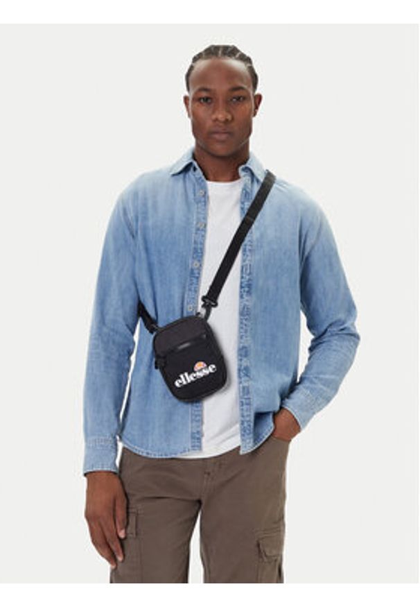 Ellesse Saszetka Templeton Small Item Bag SAAY0709 Czarny. Kolor: czarny. Materiał: materiał
