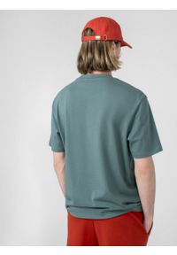 outhorn - T-shirt oversize z nadrukiem męski - oliwkowy. Okazja: na co dzień. Kolor: oliwkowy. Materiał: dzianina, bawełna. Wzór: nadruk. Styl: casual #6