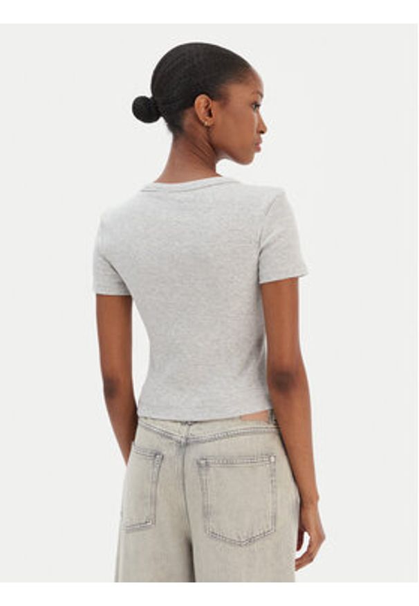 Guess T-Shirt W6RI22 KA0H1 Szary Slim Fit. Kolor: szary. Materiał: bawełna