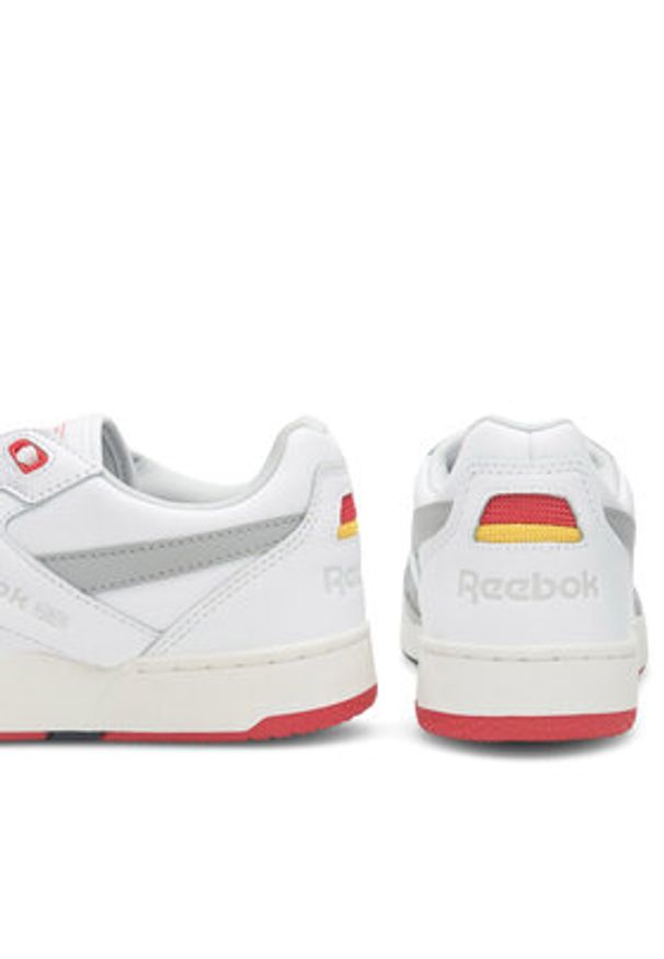 Reebok Sneakersy BB 4000 II HQ3582-M Biały. Kolor: biały. Materiał: skóra