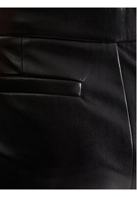 Marciano Guess Spodnie z imitacji skóry 5YGB16 7363A Czarny Slim Fit. Kolor: czarny. Materiał: syntetyk #3