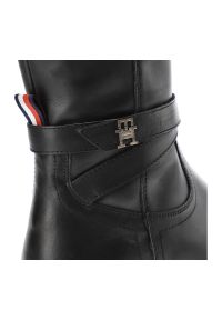 TOMMY HILFIGER - Czarne Kozaki Damskie Tommy Hilfiger Eleganckie Skórzane Buty. Kolor: czarny. Materiał: skóra. Szerokość cholewki: normalna. Wzór: aplikacja. Obcas: na obcasie. Styl: elegancki. Wysokość obcasa: niski #3
