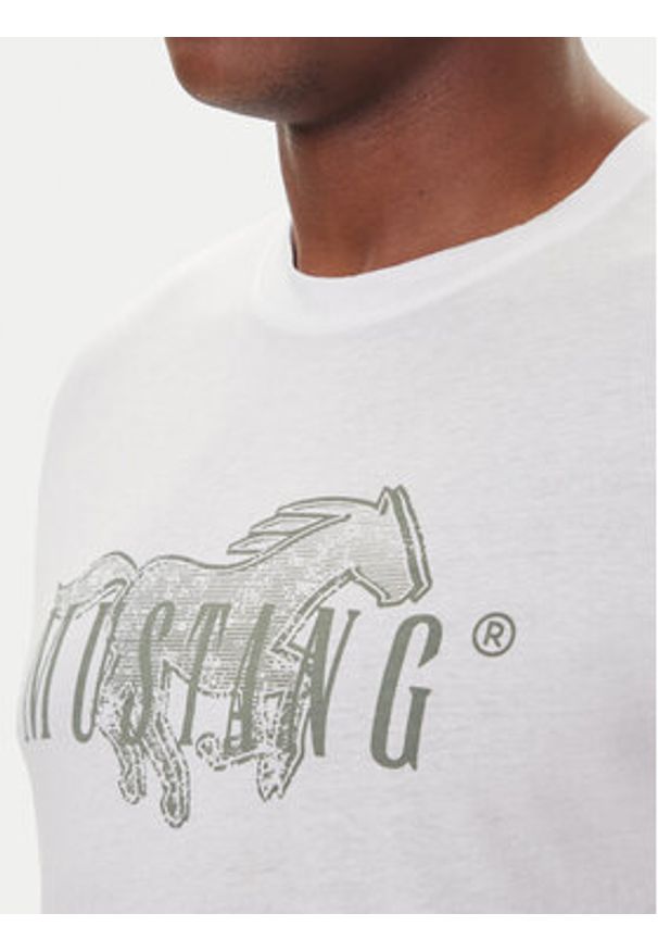 Mustang T-Shirt Austin 1016858 Biały Regular Fit. Kolor: biały. Materiał: bawełna