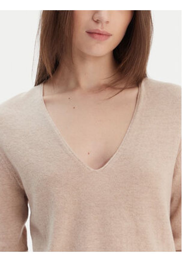 United Colors of Benetton - United Colors Of Benetton Sweter 1002D401Y Beżowy Regular Fit. Kolor: beżowy. Materiał: wełna