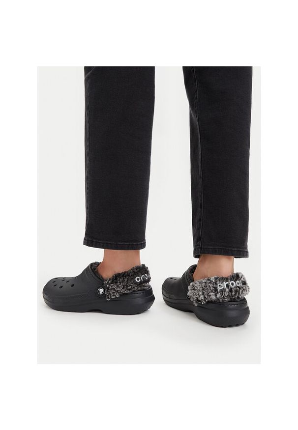 Klapki Crocs. Kolor: czarny