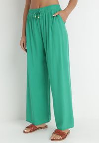 Born2be - Zielone Spodnie Sharrill. Kolor: zielony. Materiał: wiskoza. Długość: długie. Wzór: jednolity, aplikacja, gładki. Styl: elegancki #4