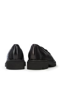 Wittchen - Damskie mokasyny skórzane z włosiem z grubym łańcuchem czarne. Zapięcie: bez zapięcia. Kolor: czarny. Materiał: skóra. Wzór: gładki. Obcas: na platformie. Styl: klasyczny, elegancki #7