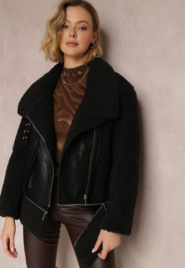 Renee - Czarna Kurtka Biker z Imitacji Skóry i Kożuszka Malfe. Okazja: na co dzień. Kolor: czarny. Materiał: skóra. Sezon: zima. Styl: elegancki, casual
