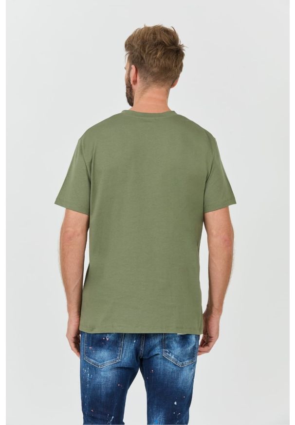Balmain - BALMAIN Zielony t-shirt Flock&foil T-shirt Bulky Fit. Kolor: zielony