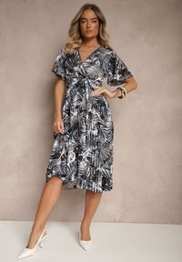 Renee - Czarna Plisowana Rozkloszowana Sukienka z Bawełną Culinea. Okazja: na co dzień, na imprezę. Kolor: czarny. Materiał: bawełna. Styl: klasyczny, casual