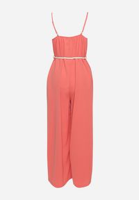 Born2be - Czerwony Kombinezon na Cienkich Regulowanych Ramiączkach ze Ściągaczem w Talii Huetta. Okazja: na co dzień. Kolor: czerwony. Materiał: jeans. Długość rękawa: na ramiączkach. Długość: długie. Styl: casual, elegancki #5