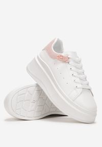 Born2be - Biało-Różowe Sneakersy na Grubej Podeszwie z Naszywką Chonris. Kolor: biały. Wzór: aplikacja #5