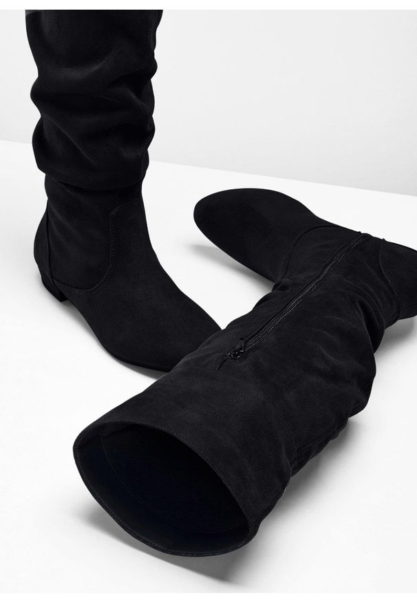 bonprix - Kozaki. Zapięcie: bez zapięcia. Kolor: czarny. Szerokość cholewki: normalna