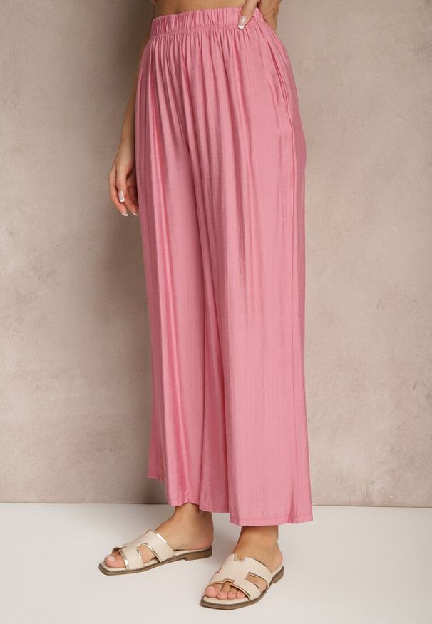 Renee - Różowe Spodnie Palazzo o Szerokim Kroju High Waist Lislevia. Okazja: na co dzień. Stan: podwyższony. Kolor: różowy. Styl: elegancki, casual