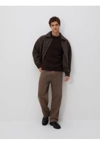 Reserved - Strukturalny sweter z bawełny - ciemnobrązowy. Kolor: brązowy. Materiał: bawełna