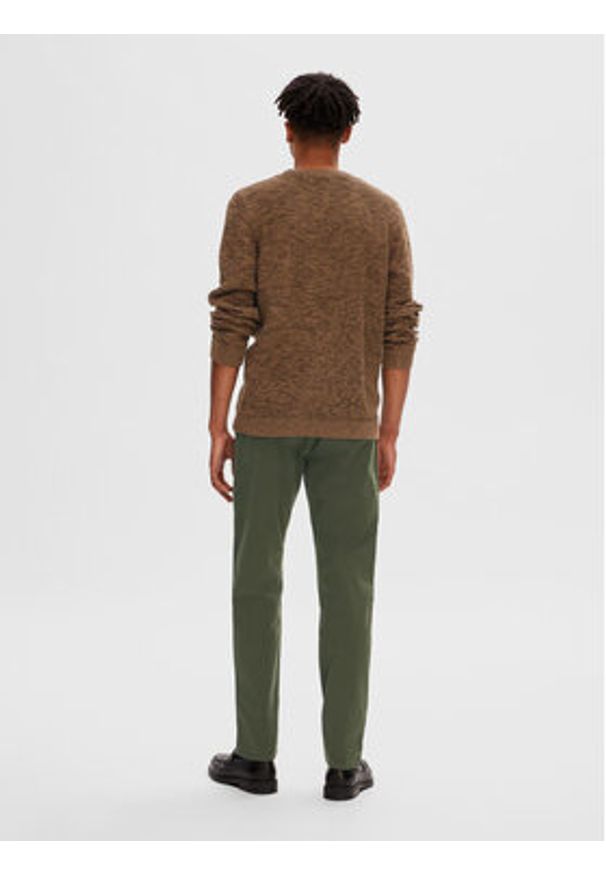 Selected Homme Sweter 16059390 Brązowy Regular Fit. Kolor: brązowy. Materiał: bawełna