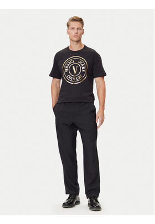 Versace Jeans Couture T-Shirt 79GAHT01 CJ00T Czarny Regular Fit. Kolor: czarny. Materiał: bawełna