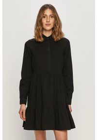 Vero Moda - Sukienka. Kolor: czarny. Materiał: tkanina. Długość rękawa: długi rękaw. Wzór: gładki. Typ sukienki: rozkloszowane #1