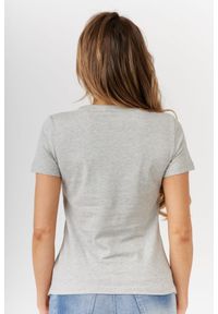 Guess - GUESS Szary t-shirt damski icon. Kolor: szary. Materiał: bawełna. Wzór: nadruk #4