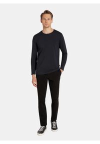 Pako Lorente - PAKO LORENTE – Longsleeve męski w kolorze granatowym. Kolor: niebieski, biały, czarny. Materiał: bawełna, elastan. Długość rękawa: długi rękaw. Długość: długie #4