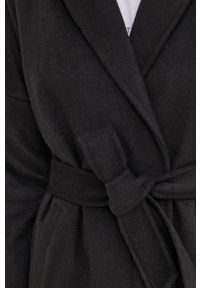 Answear Lab Płaszcz damski kolor czarny przejściowy. Okazja: na co dzień. Kolor: czarny. Styl: wakacyjny #5