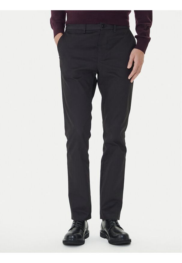 Calvin Klein Chinosy LV04LD613G Czarny Slim Fit. Kolor: czarny. Materiał: bawełna